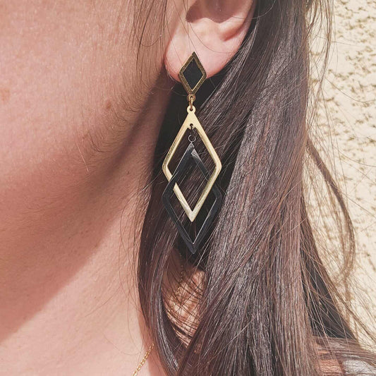 Boucle d'oreille louve